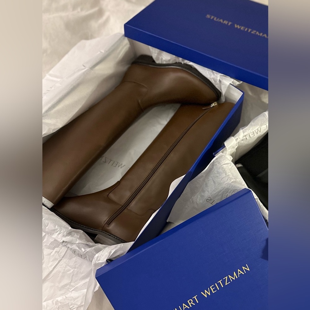 Stuart Weitzman EQUESTRIAN ZIP BOOT size 7 brown